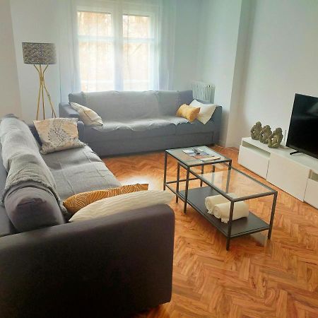Lc Gran Via Apartment Zaragoza Bagian luar foto